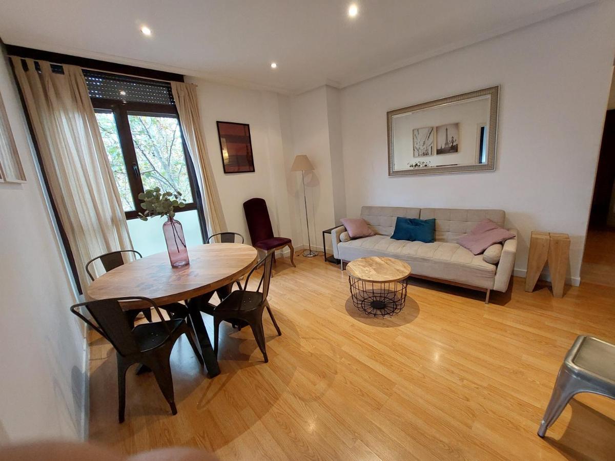 Apartament Glorieta Puerta De Toledo マドリード エクステリア 写真