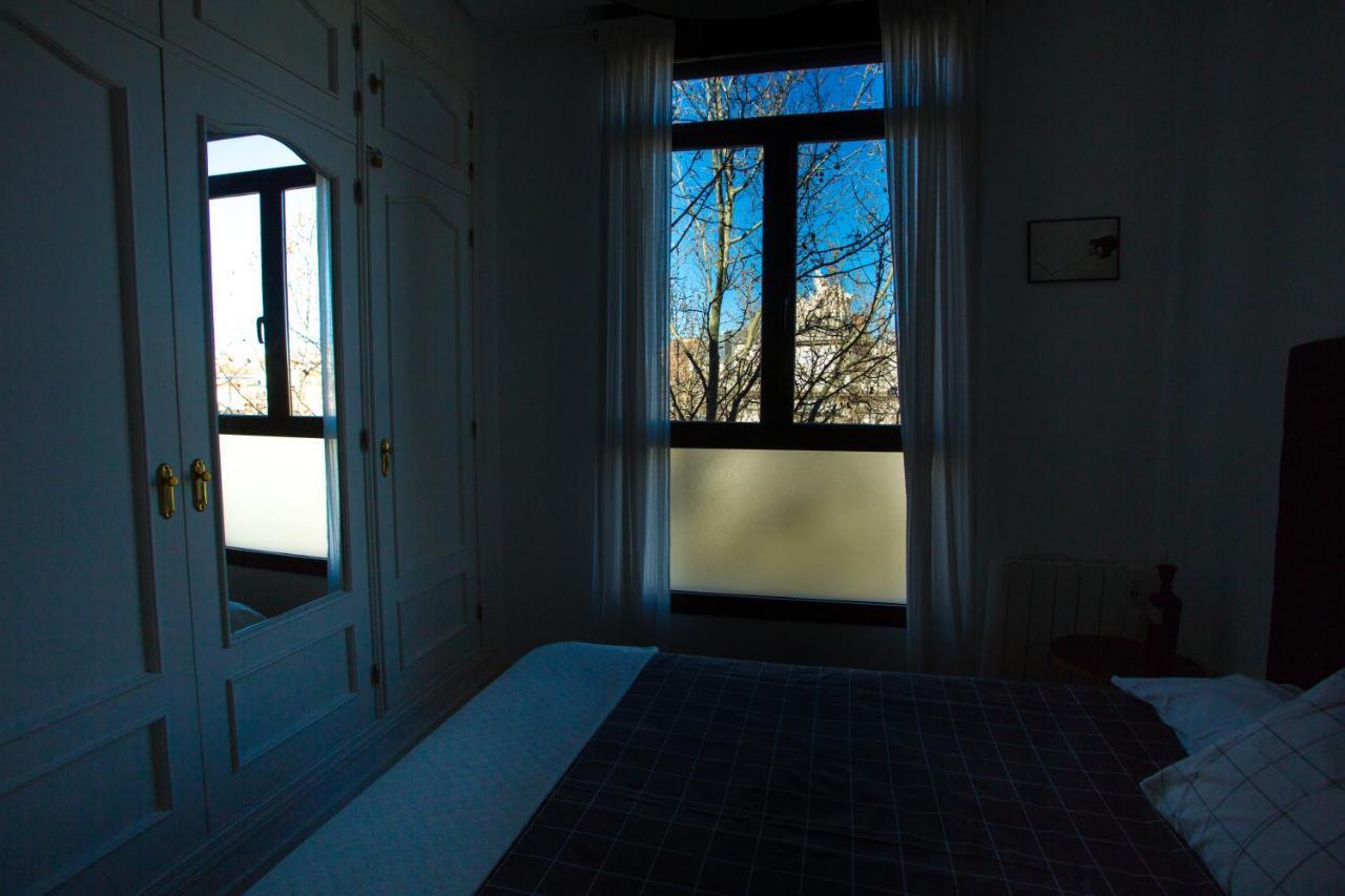 Apartament Glorieta Puerta De Toledo マドリード エクステリア 写真