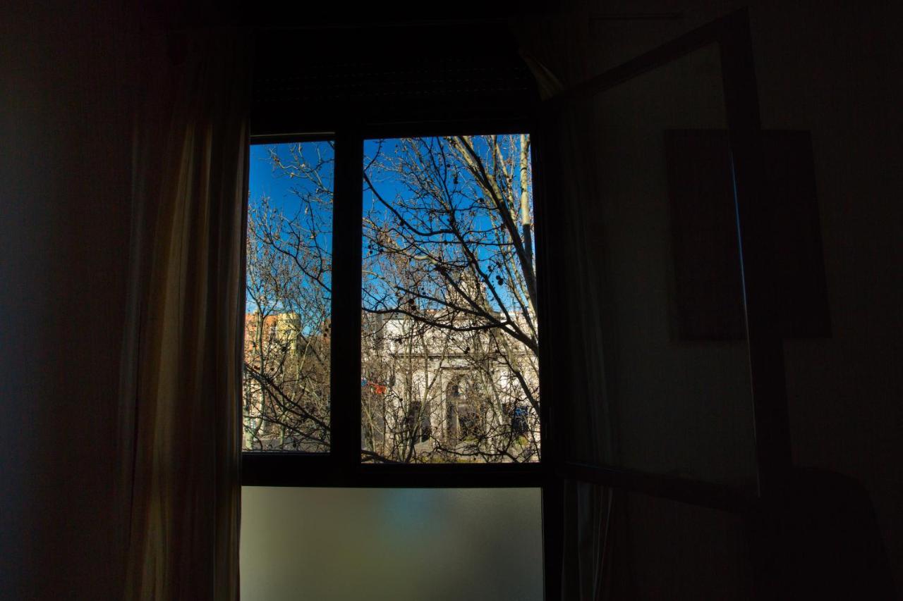 Apartament Glorieta Puerta De Toledo マドリード エクステリア 写真