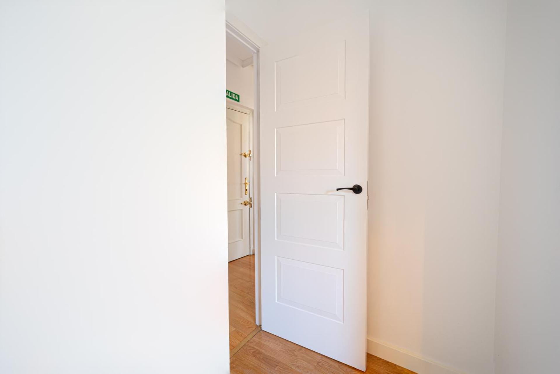 Apartament Glorieta Puerta De Toledo マドリード 部屋 写真