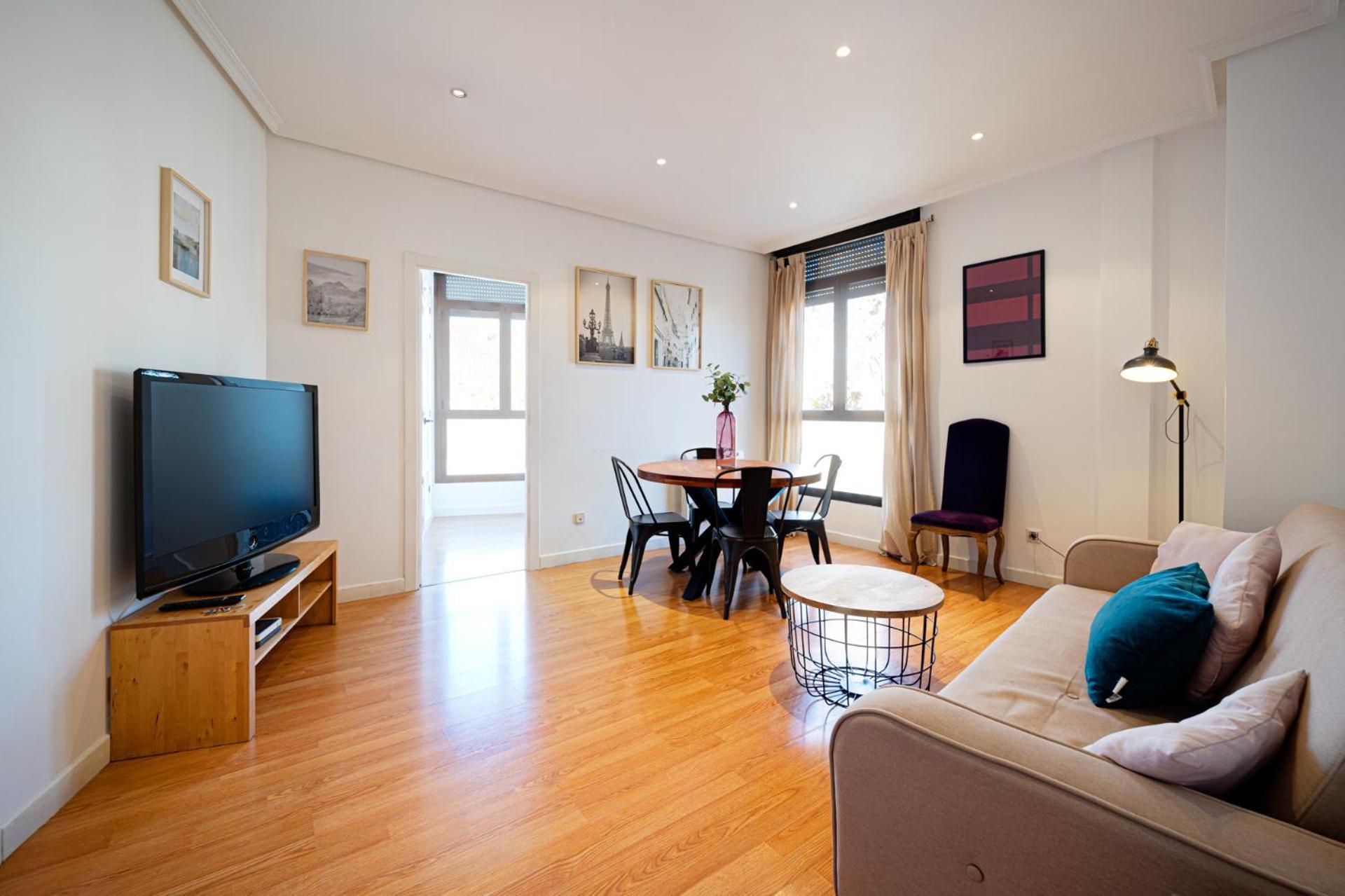 Apartament Glorieta Puerta De Toledo マドリード 部屋 写真