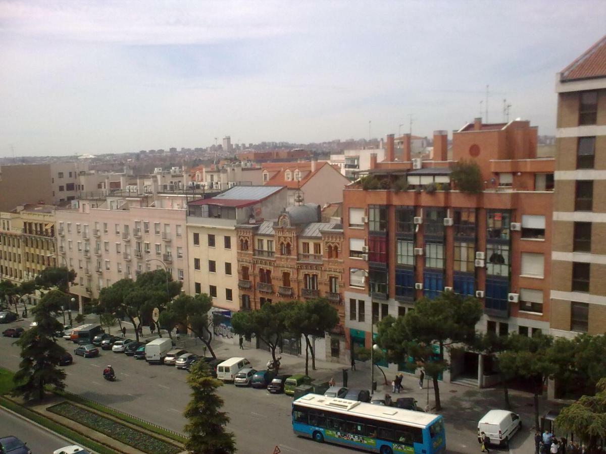 Apartament Glorieta Puerta De Toledo マドリード エクステリア 写真